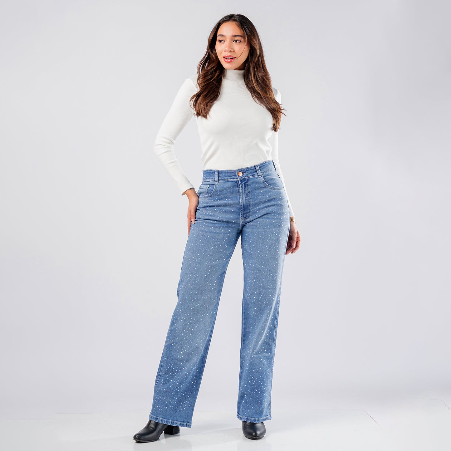 Jean Wide Leg liso Brillos tiro alto