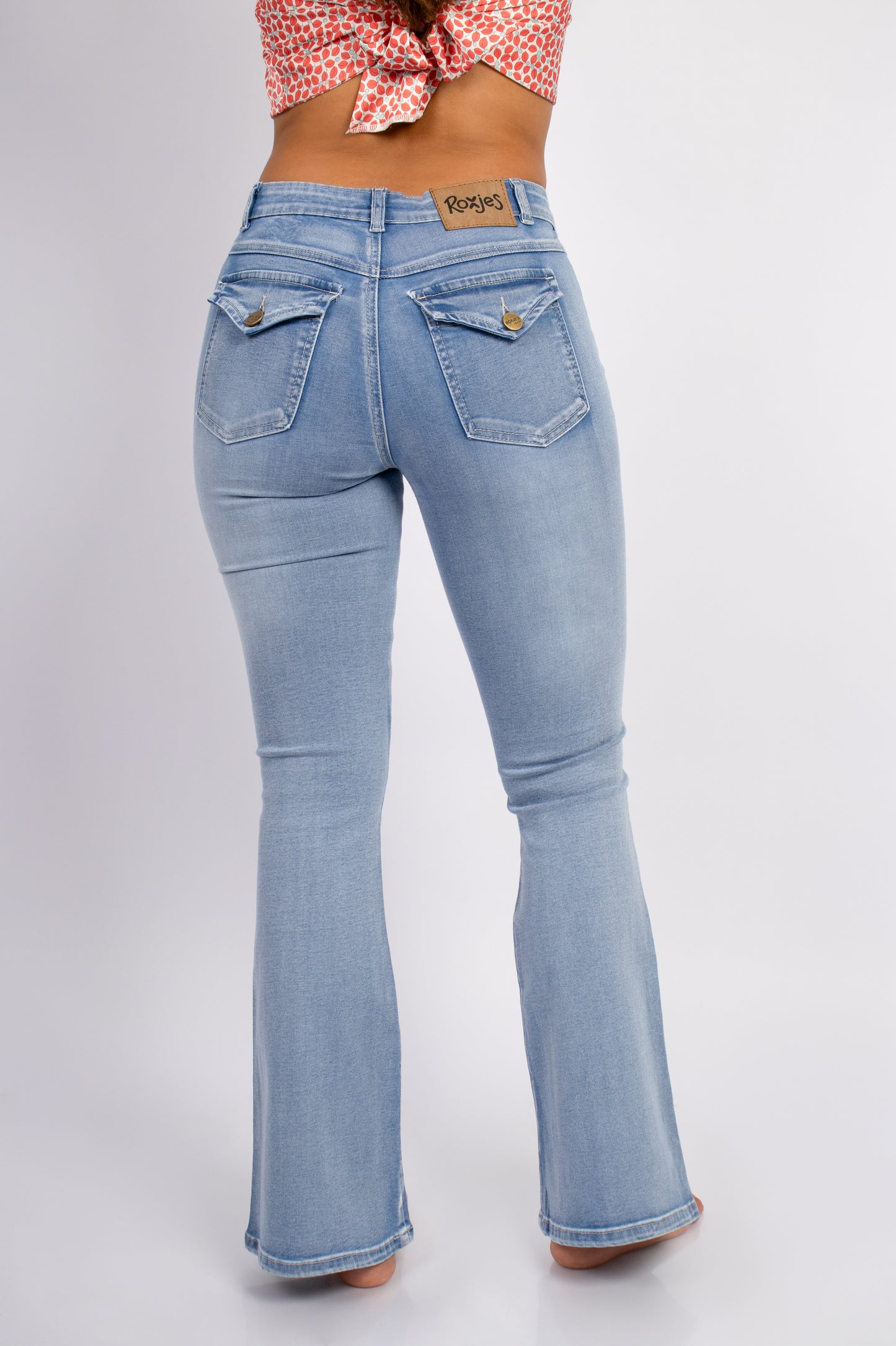 Flare Jean Sara Acampanado