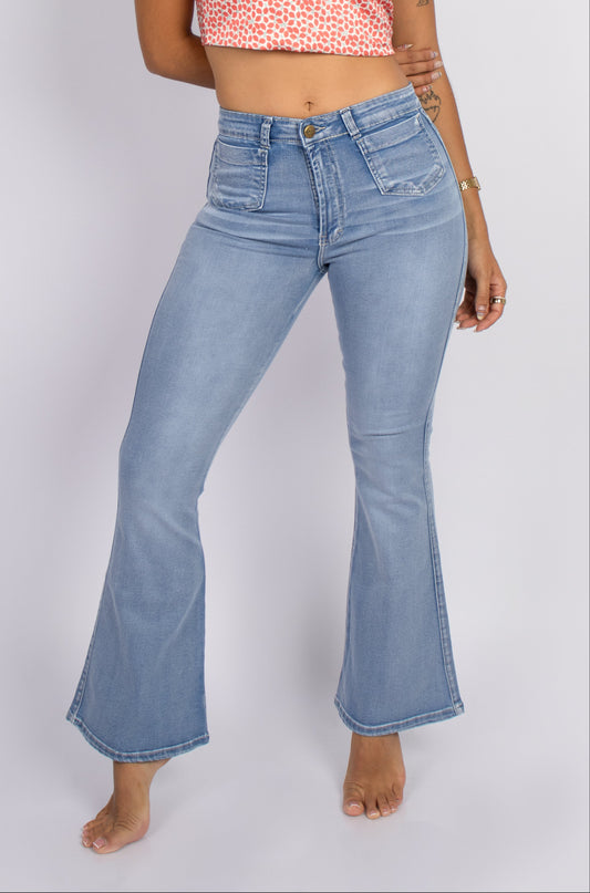Flare Jean Sara Acampanado