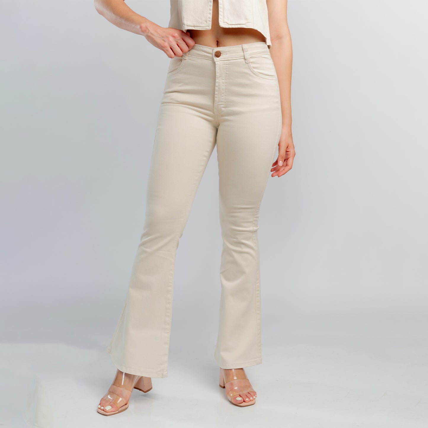 Jean Flare acampanado Drill