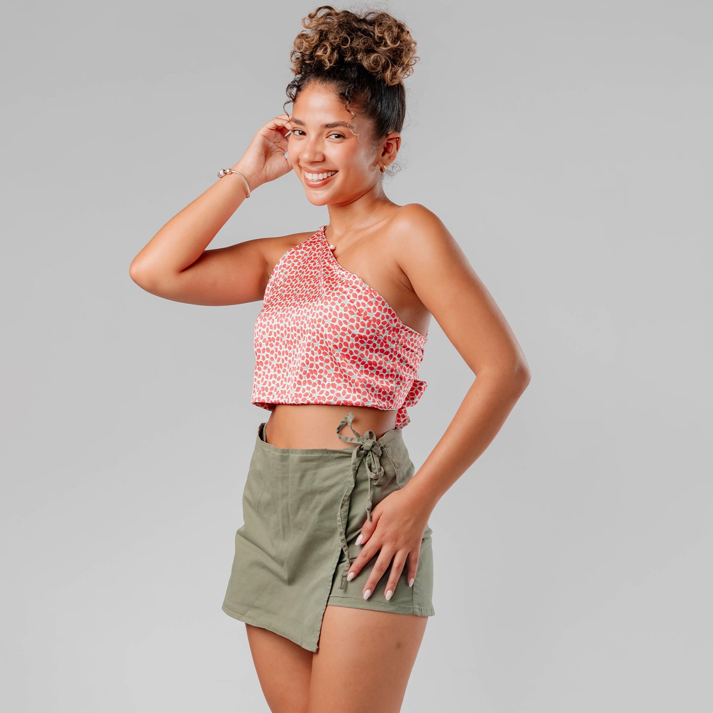 Top Asimetrico con Lazo